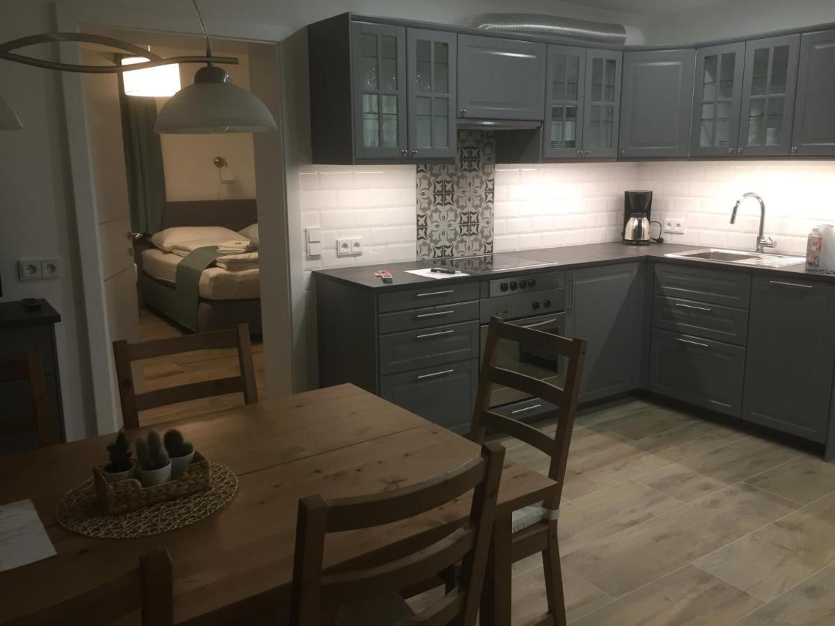 Gaestewohnung Schlossblick Grödig Exteriör bild