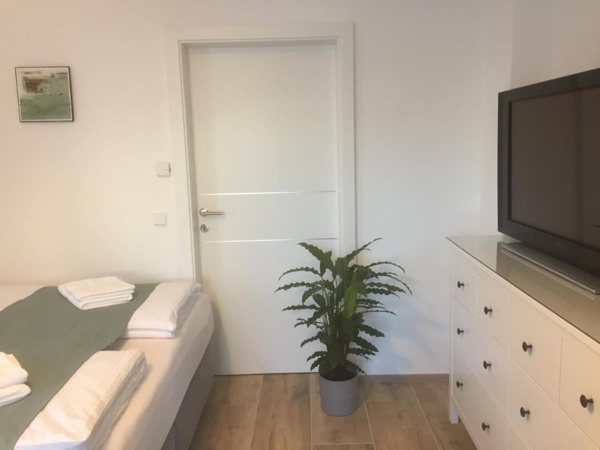 Gaestewohnung Schlossblick Grödig Exteriör bild